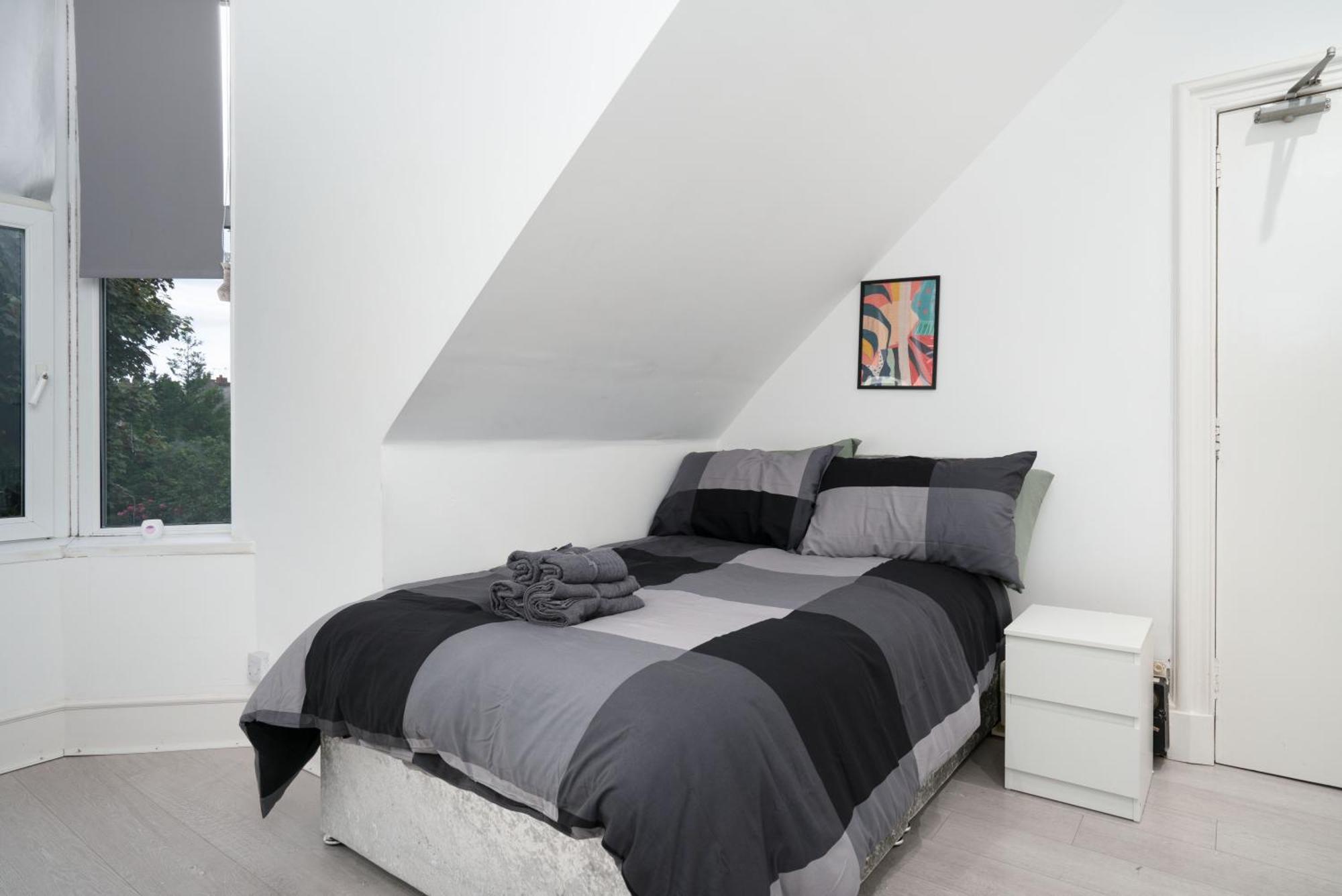 Apartment Cosy Fully Equipped 7, Close To