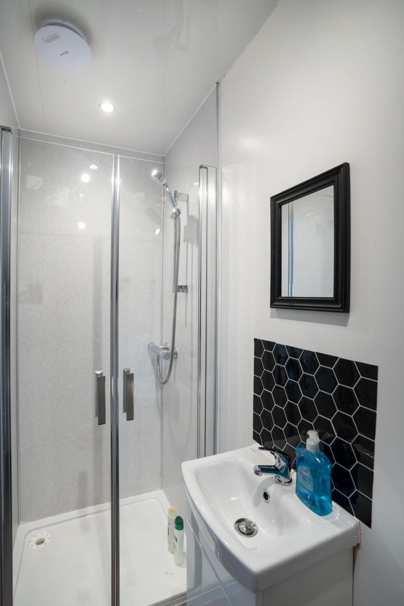Cosy Fully Equipped 7, Close To Apartment *
