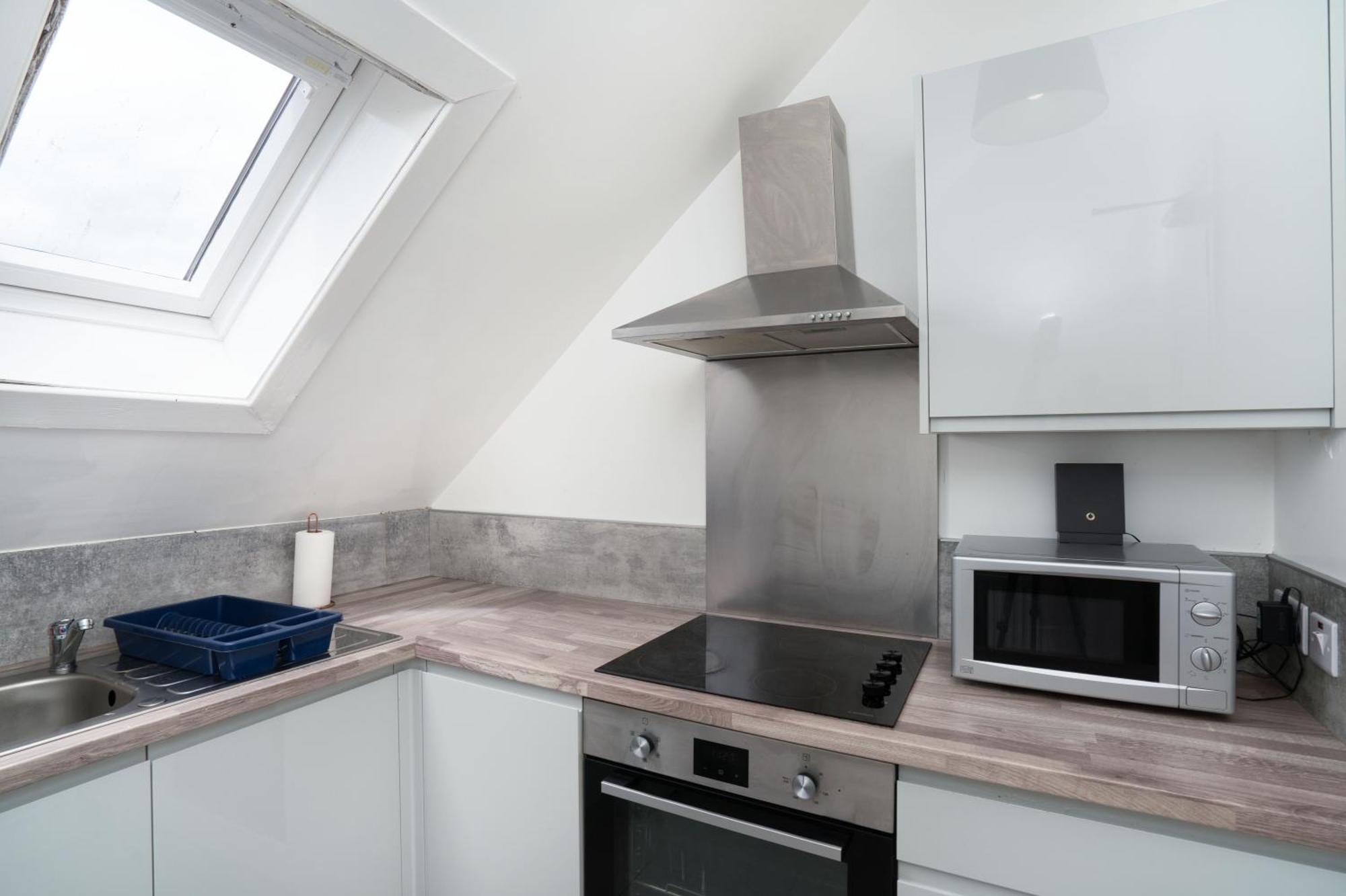 Cosy Fully Equipped 7, Close To